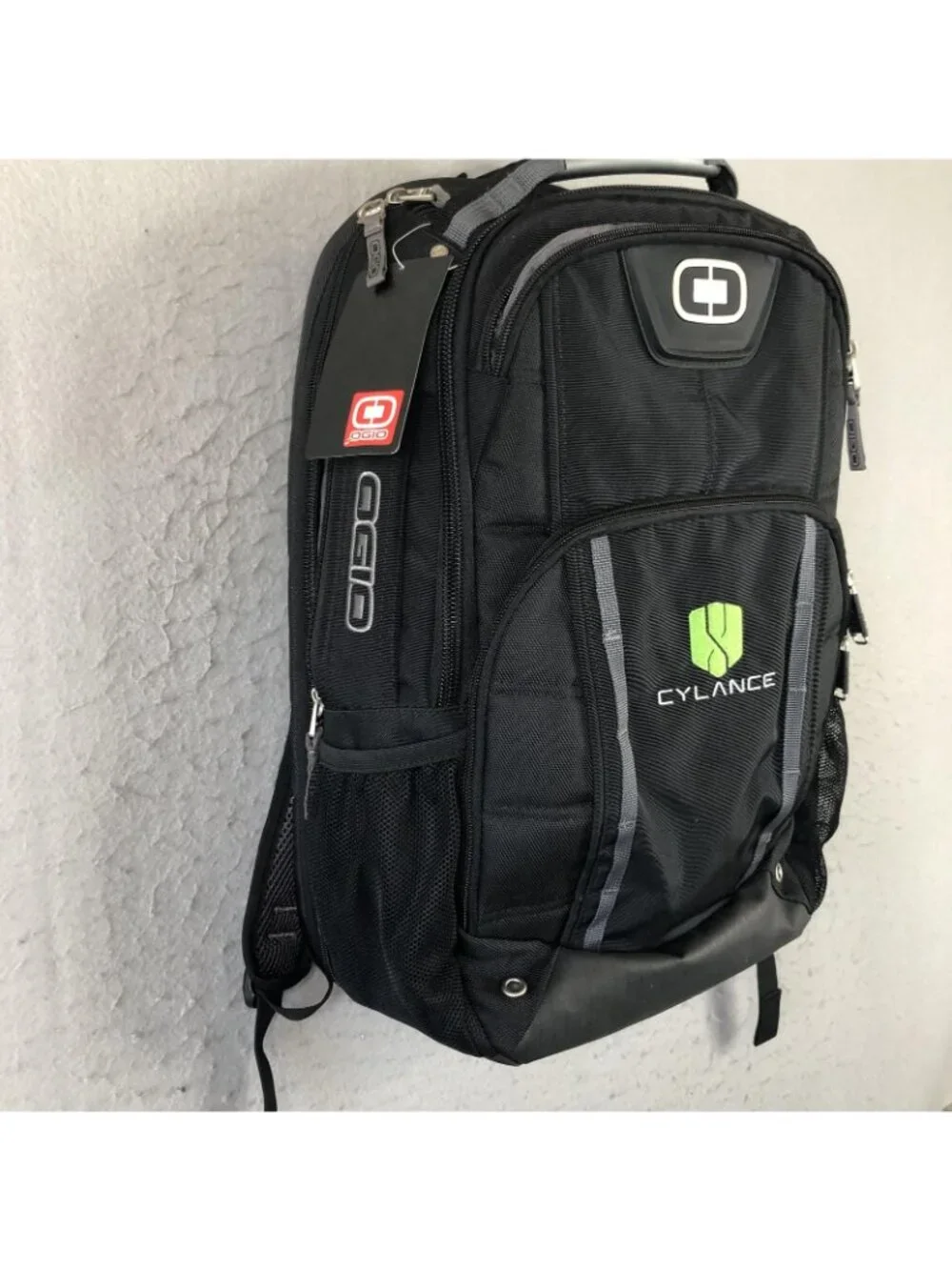 OGIO Black 19